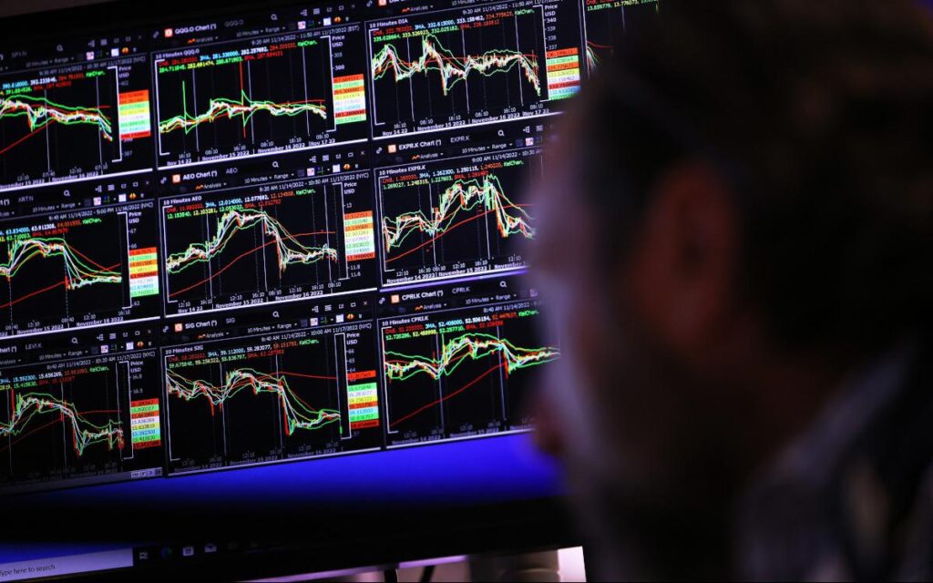 Инфляция в США замедлилась до минимума с мая 2021