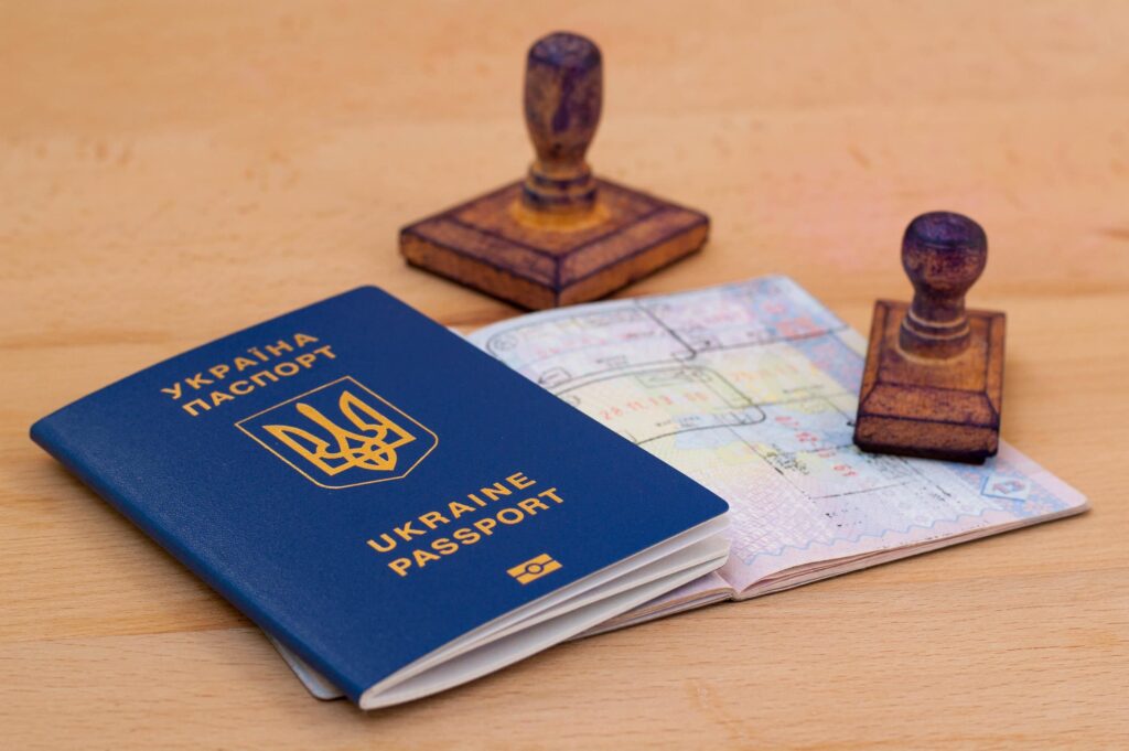 помощь в оформлении документов