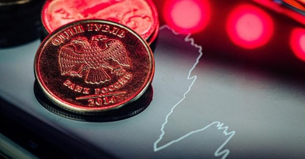 По прогнозам Bloomberg, военная экономика Путина, стремительно развивавшаяся, столкнётся с падением.