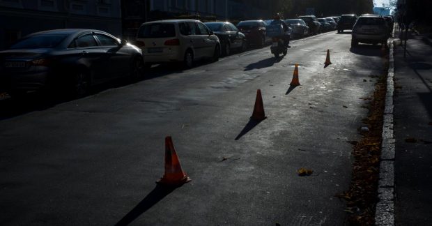 В Киеве начнут борьбу с несанкционированной парковкой во дворах: список запланированных мероприятий