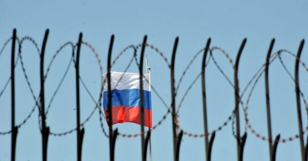 Россия принимает меры в ответ на снижение цен на нефть, сообщает Newsweek