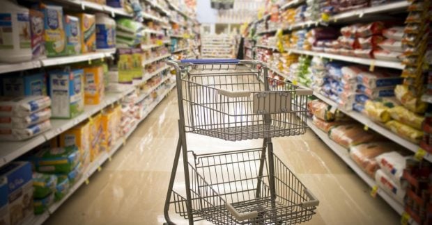 Инфляция в Украине вновь увеличилась: какие товары подорожали сильнее всего