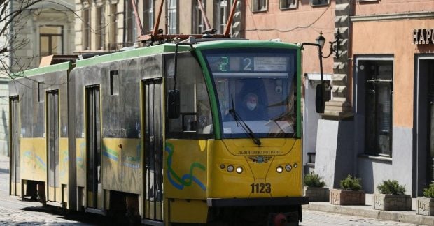 Во Львове увеличится стоимость проезда в общественном транспорте: сколько теперь нужно будет заплатить