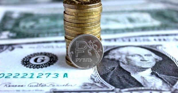 Рубль достиг двухлетнего рекорда на фоне украинско-российских переговоров в Турции