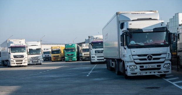 В Киеве введут ограничения на движение определённых грузовиков: озвучена причина
