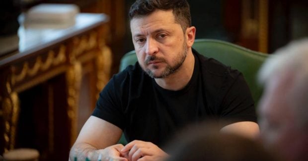 Зеленский утвердил закон о скидке 50% на автострахование: кому она положена