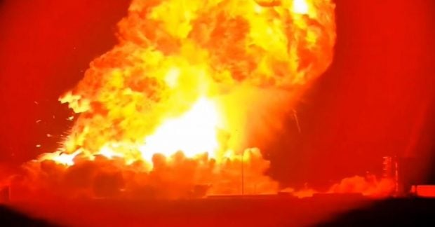 Запуск Starship от Маска закончился взрывом на земле (видео)