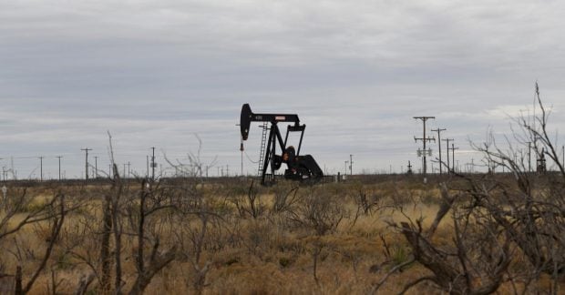 Цены на нефть снижаются на фоне тарифов Трампа, однако союзник России может все изменить.
