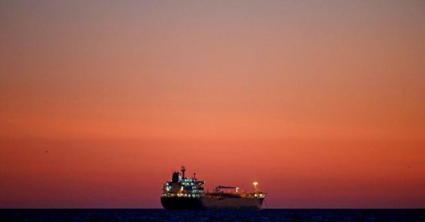Индия активно находит новые источники нефти по всему миру перед саммитом в Аляске.