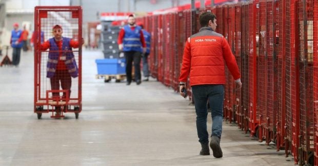 Неотвратимый удар России: «Новая почта» уведомила украинцев о ожиданиях задержек в доставках