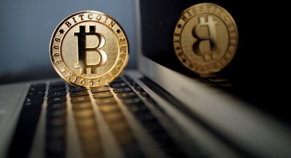 Криптовалюты рухнули: биткоин и другие альткоины под давлением медвежьего тренда