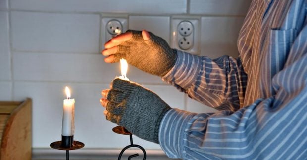 Графики отключений электроэнергии 1 ноября: кто останется без света