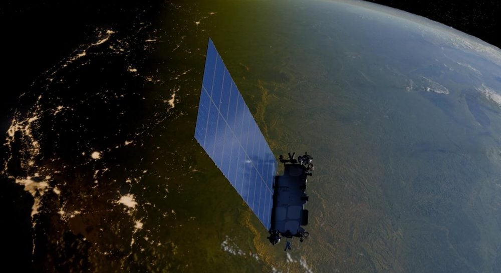 Один из спутников Starlink рассыпался на фрагменты вследствие «аномалии».
