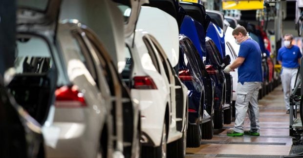 Впервые за всю историю компании: Volkswagen останавливает производство автомобилей на своем заводе в Германии.